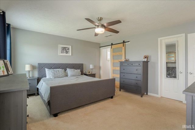 1869 Sandal Way, Newburgh, IN 47630
