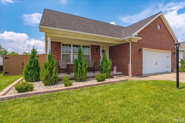 1869 Sandal Way, Newburgh, IN 47630