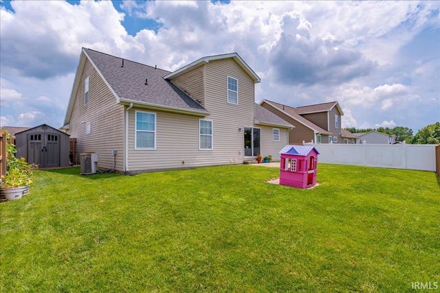 1869 Sandal Way, Newburgh, IN 47630