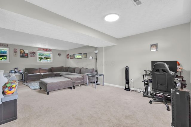 1944 Coghill Drive, Columbus, OH 43229