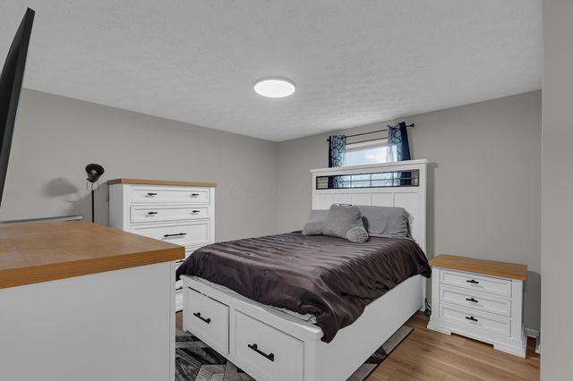 1944 Coghill Drive, Columbus, OH 43229