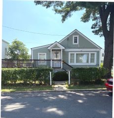 21 Saint Benedict Circle, Stamford, CT 06902