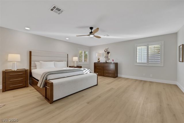 3001 Ocean Port Drive, Las Vegas, NV 89117