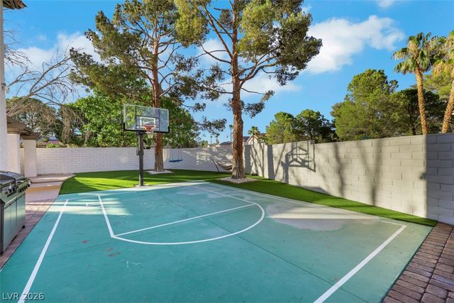 3001 Ocean Port Drive, Las Vegas, NV 89117