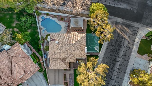 3001 Ocean Port Drive, Las Vegas, NV 89117