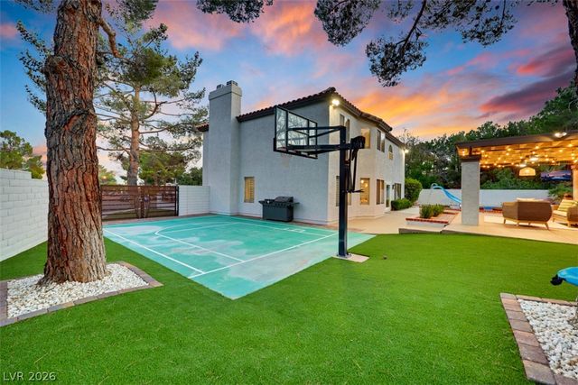 3001 Ocean Port Drive, Las Vegas, NV 89117