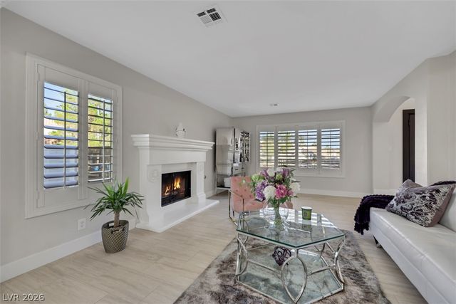 3001 Ocean Port Drive, Las Vegas, NV 89117