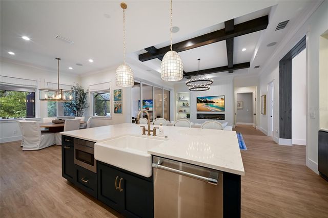 19443 BEACON PARK PLACE, Bradenton, FL 34202