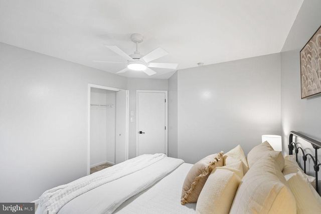 10204 CRESTED IRIS DR, Montgomery Village, MD 20886