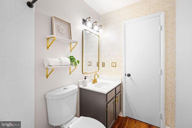 10204 CRESTED IRIS DR, Montgomery Village, MD 20886