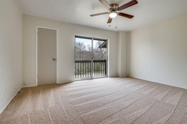 226 Rolling Hills Place, Lancaster, TX 75146