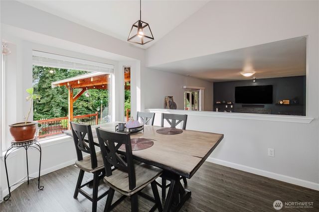 11704 41st Ave Ct NW, Gig Harbor, WA 98332