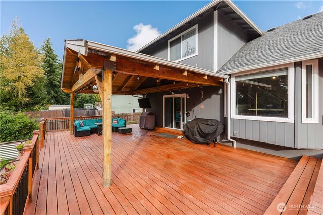 11704 41st Ave Ct NW, Gig Harbor, WA 98332