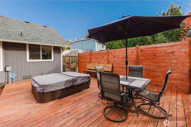 11704 41st Ave Ct NW, Gig Harbor, WA 98332