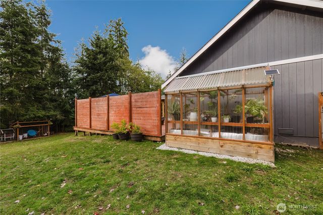 11704 41st Ave Ct NW, Gig Harbor, WA 98332