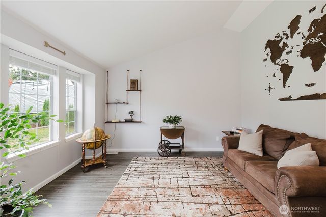 11704 41st Ave Ct NW, Gig Harbor, WA 98332