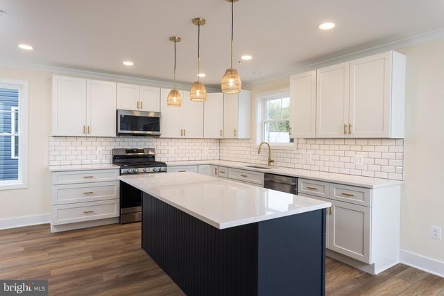 2905 SPARROWS POINT RD, Sparrows Point, MD 21219