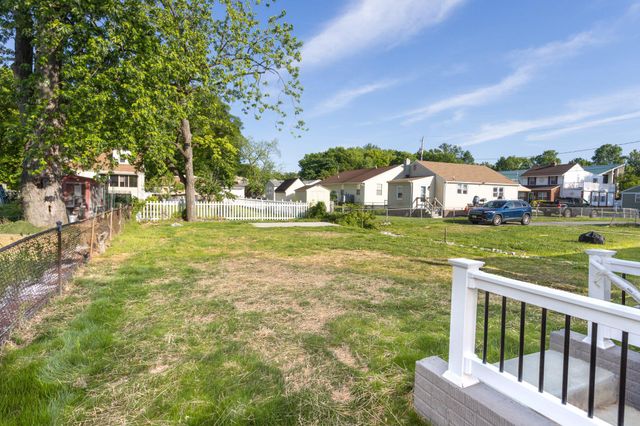 2905 SPARROWS POINT RD, Sparrows Point, MD 21219