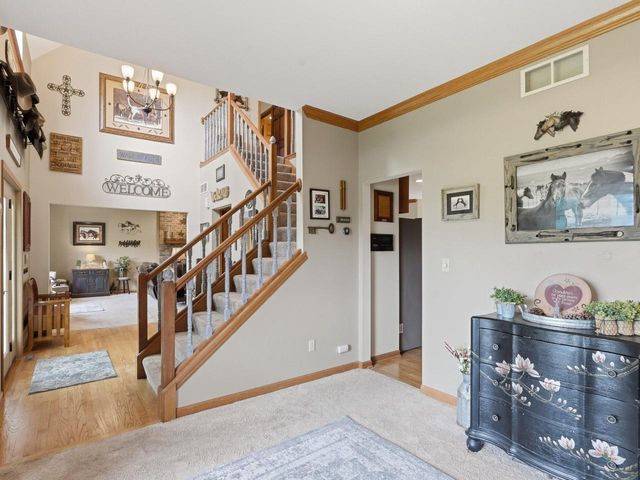 13370 Maple Ridge ROAD, New Berlin, WI 53151