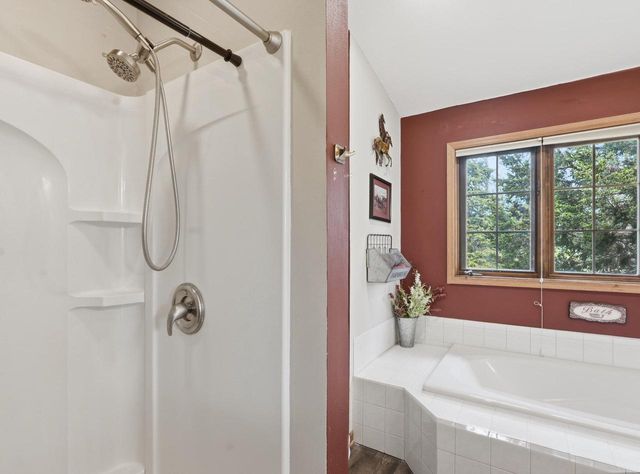 13370 Maple Ridge ROAD, New Berlin, WI 53151