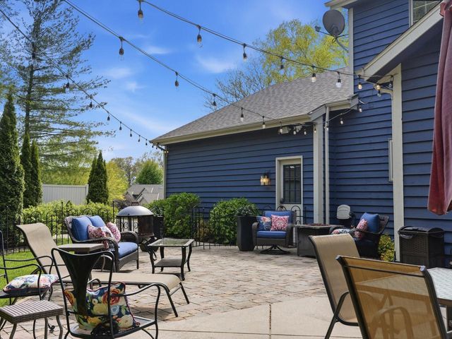 13370 Maple Ridge ROAD, New Berlin, WI 53151