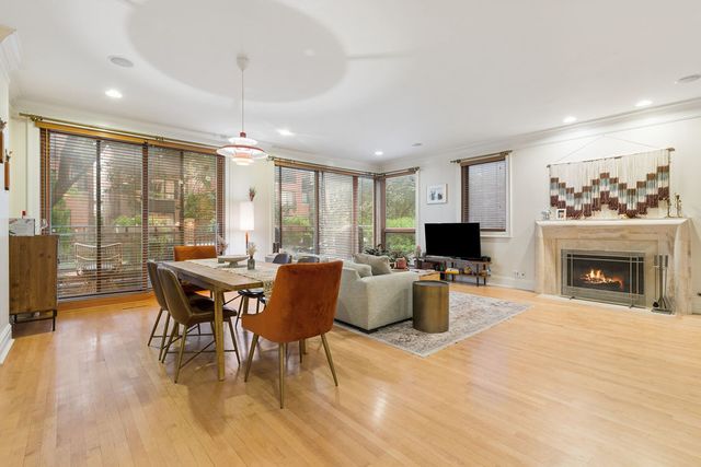 2315 W Wabansia Avenue 1E, Chicago, IL 60647