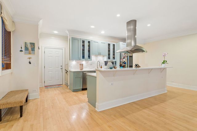 2315 W Wabansia Avenue 1E, Chicago, IL 60647