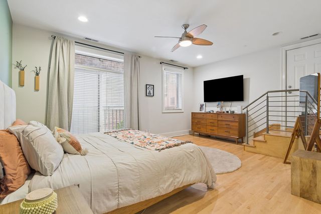 2315 W Wabansia Avenue 1E, Chicago, IL 60647