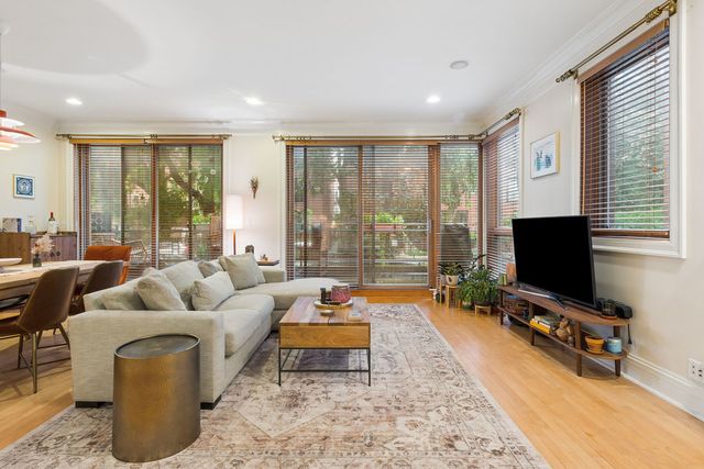 2315 W Wabansia Avenue 1E, Chicago, IL 60647