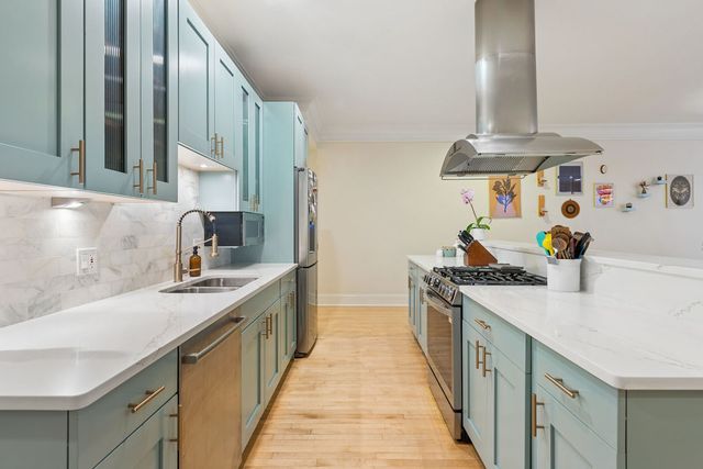 2315 W Wabansia Avenue 1E, Chicago, IL 60647