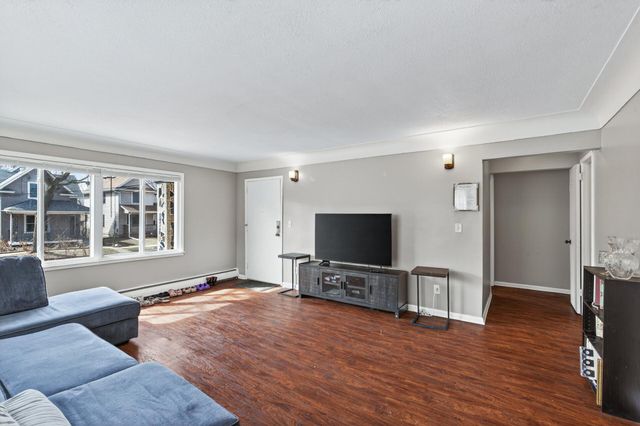 349 15th Avenue NE, Minneapolis, MN 55413