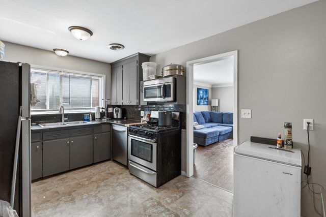 349 15th Avenue NE, Minneapolis, MN 55413