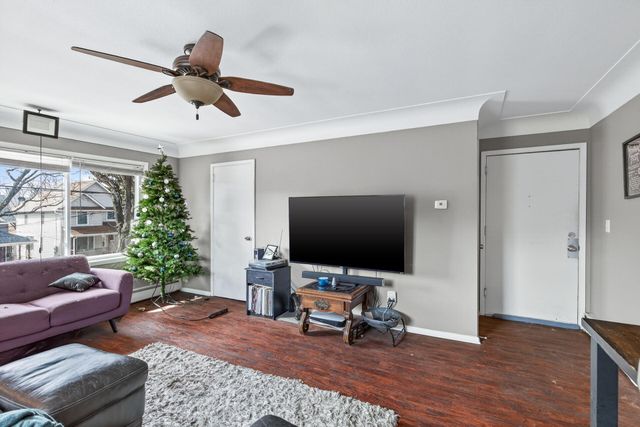 349 15th Avenue NE, Minneapolis, MN 55413