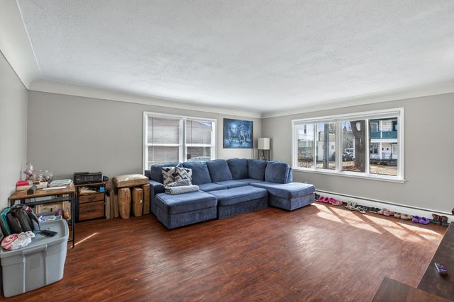 349 15th Avenue NE, Minneapolis, MN 55413