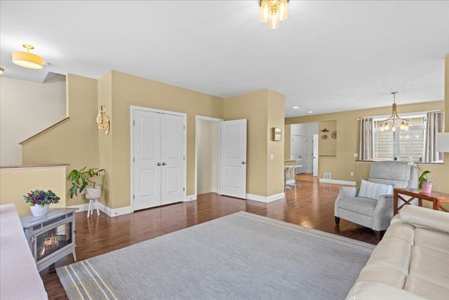462 Zephyr Road, Williston, VT 05495