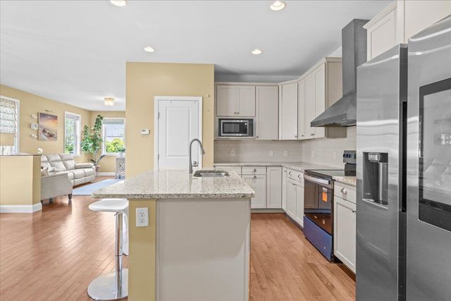 462 Zephyr Road, Williston, VT 05495