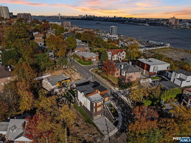 61 Edgewater Road, Cliffside Park, NJ 07010