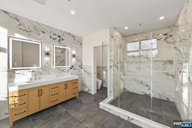61 Edgewater Road, Cliffside Park, NJ 07010