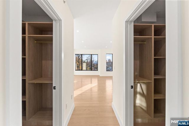61 Edgewater Road, Cliffside Park, NJ 07010
