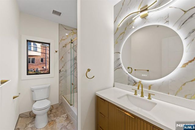 61 Edgewater Road, Cliffside Park, NJ 07010