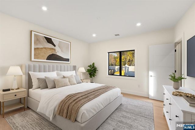 61 Edgewater Road, Cliffside Park, NJ 07010