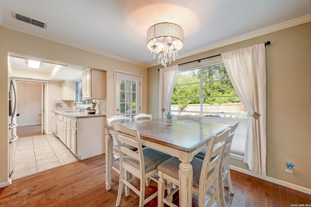 13003 chateau forest, San Antonio, TX 78230