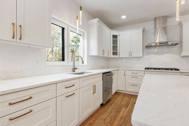 85 Jewell St, Mansfield, MA 02048