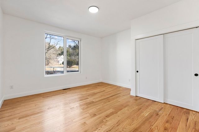 85 Jewell St, Mansfield, MA 02048