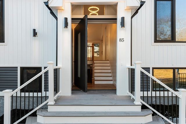 85 Jewell St, Mansfield, MA 02048