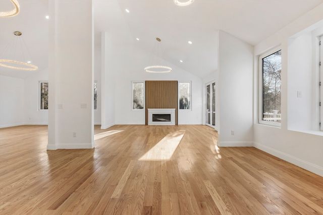 85 Jewell St, Mansfield, MA 02048