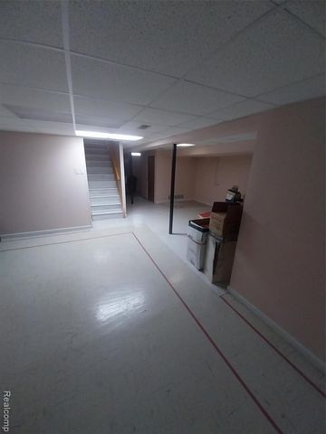 11159 Mandale Drive, Sterling Heights, MI 48312