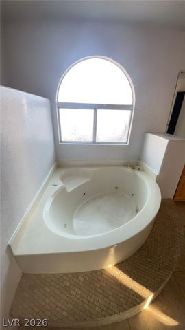 9428 Salt Water Court, Las Vegas, NV 89117