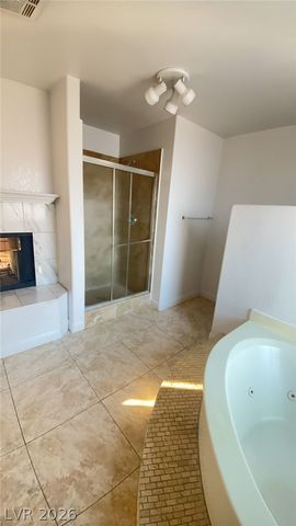 9428 Salt Water Court, Las Vegas, NV 89117