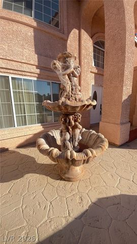 9428 Salt Water Court, Las Vegas, NV 89117